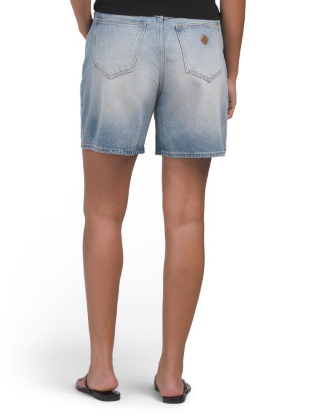 ABRAND Carrie Caitlin Shorts - Picture 2 of 4